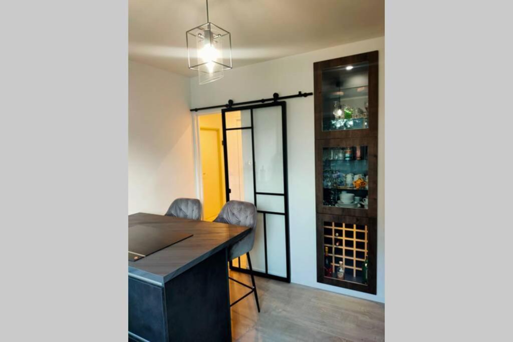 Logement Entier+ Jardin Prive Et Parking 2Places Rouen Kültér fotó