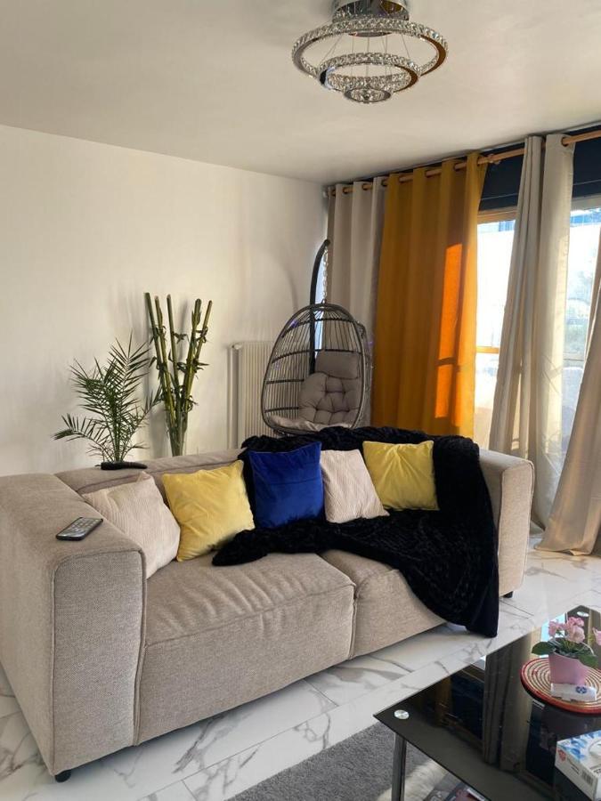 Logement Entier+ Jardin Prive Et Parking 2Places Rouen Kültér fotó